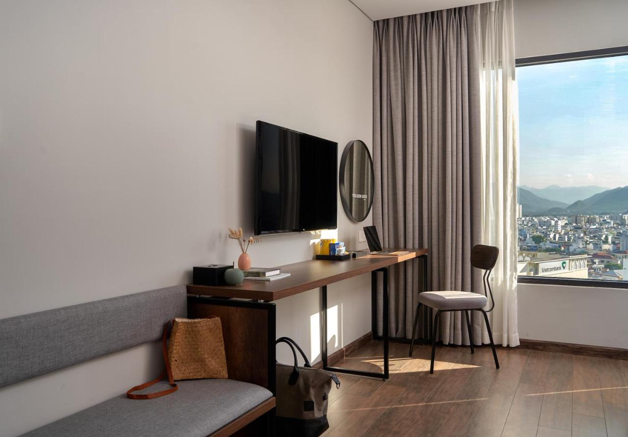Em Oi Boutique Hotel Nha Trang Zewnętrze zdjęcie